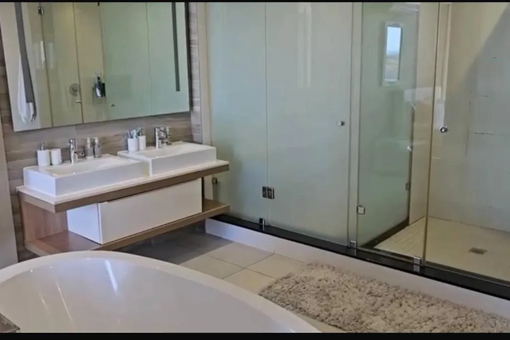 Luxury Two Bed - Crystal Towers - Spectacular Views Apartment Cape Town South Africa